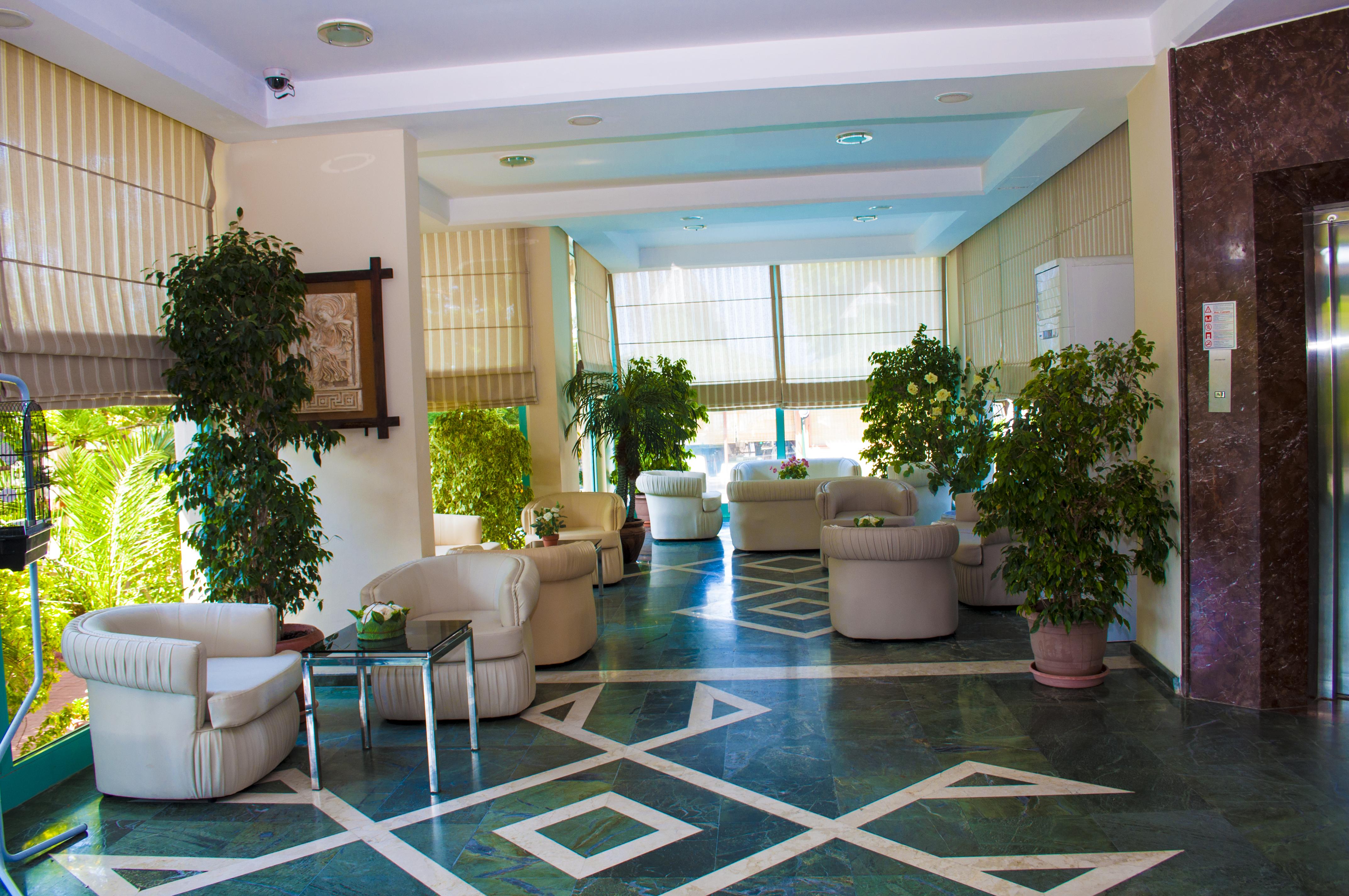 Sun Beach Hotel Side Exterior foto