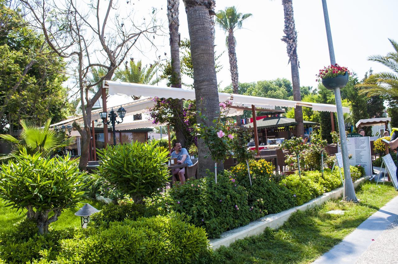 Sun Beach Hotel Side Exterior foto